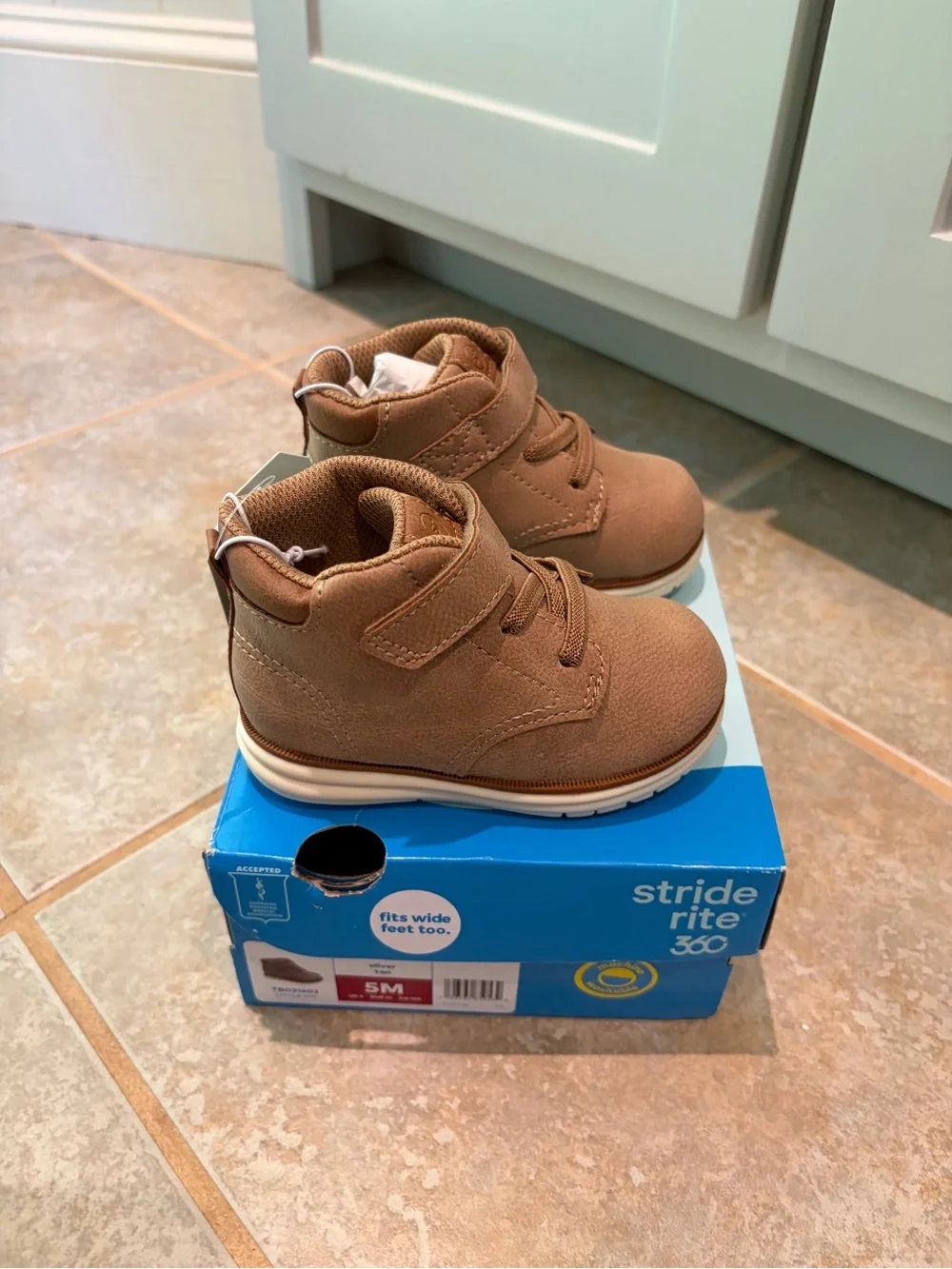 Stride Rite durable toddler